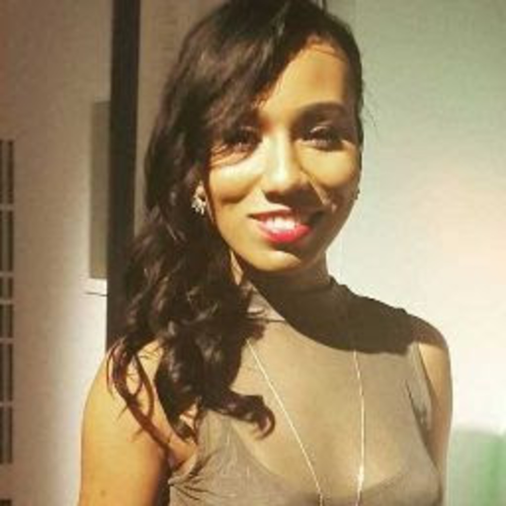 Meet your Posher, Alejandra